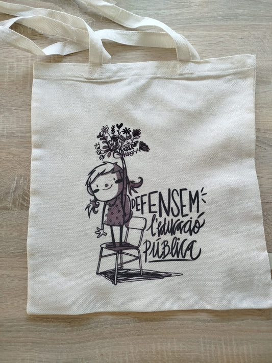 TOTE EDUCACIÓ PÚBLICA